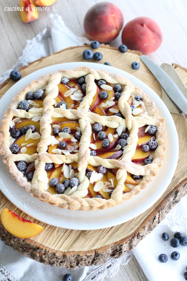 Crostata pesche e mirtilli5